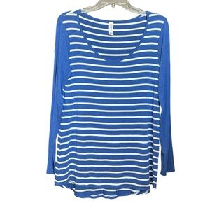 Lularoe Lynnae Blue and White Striped Scoop Neck 3/4 Sleeve Blouse